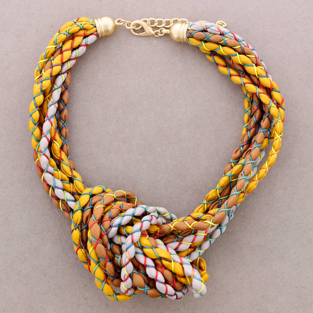 Collier ras-du-cou nœud en tissu satiné