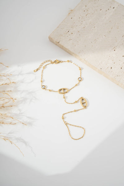 Bracelet de main doré acier inoxydable perles ovale délicat
