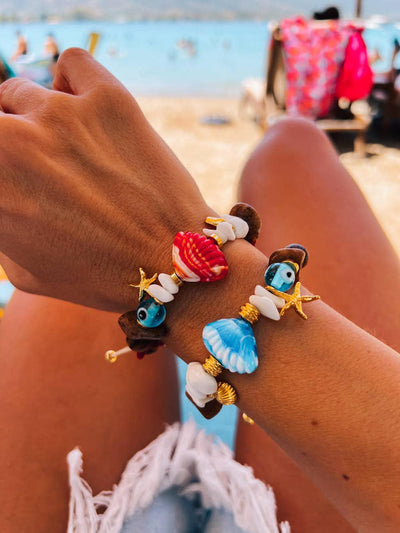 Bracelets en coquille Saint-Jacques avec perles en bois