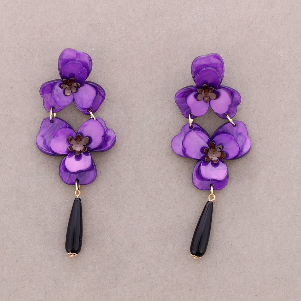 Boucles d'oreilles pendantes double fleur en résine