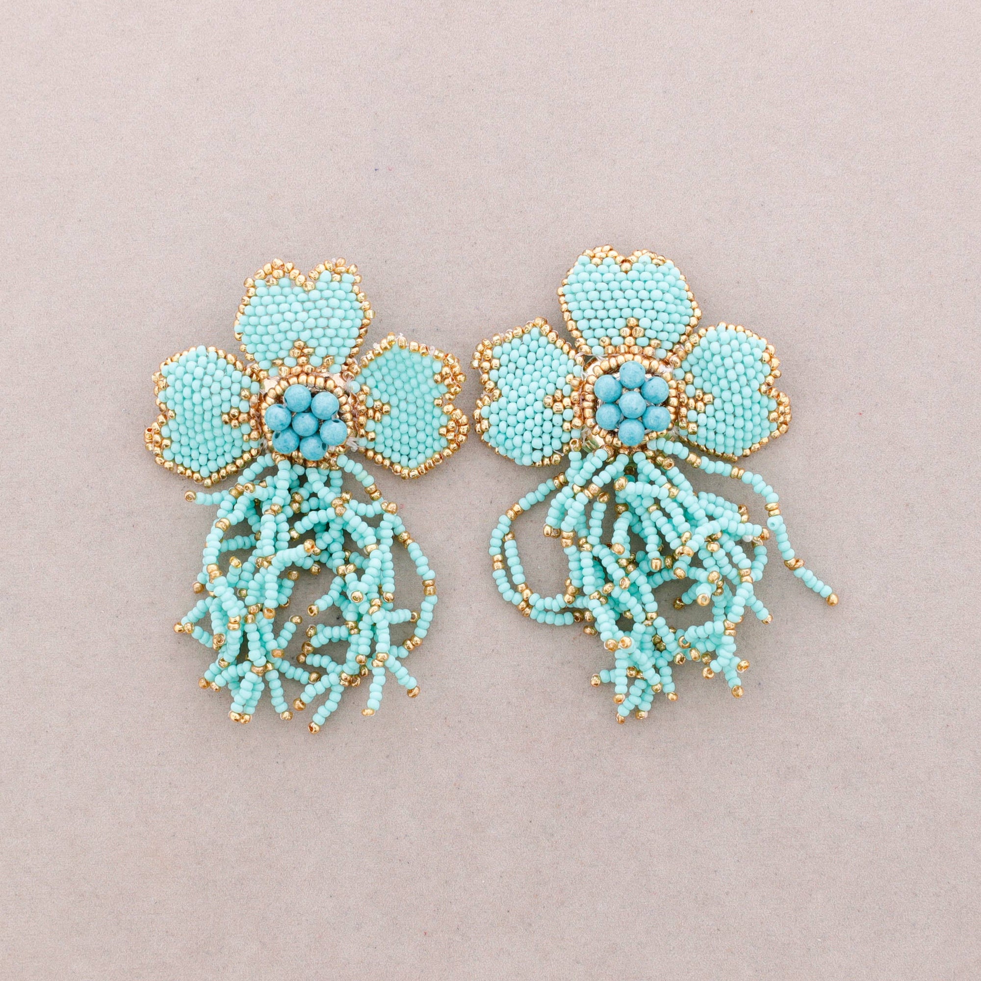 Boucles d’oreilles ethniques à perles en forme de fleur: Vert menthe