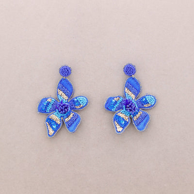 Boucles d'oreilles fleuries en perles: Bleu