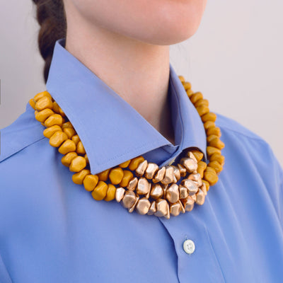Collier Ras du Cou Triple Perles Résine Métal: Negro