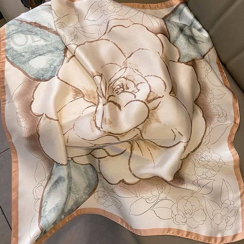 D-2026-58 Foulard touche soie 70x70 motif fleur
