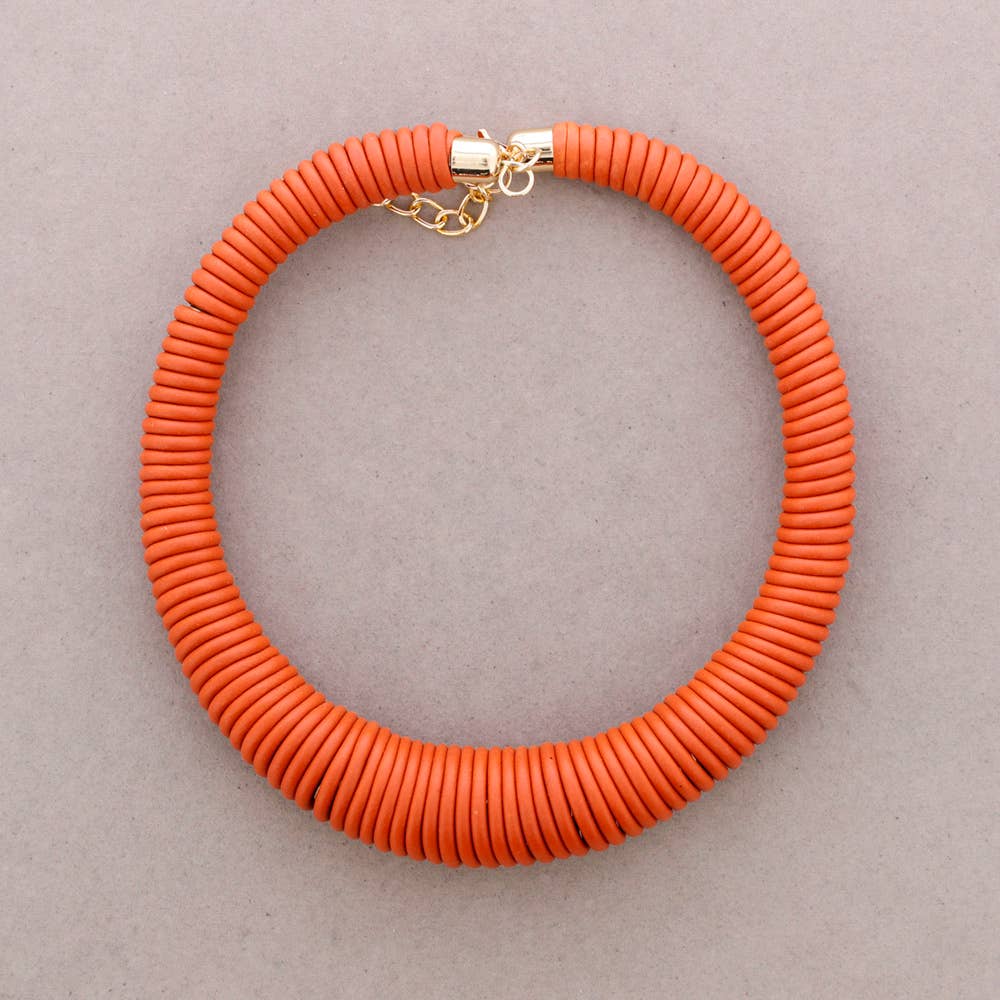 Collier en caoutchouc spirale
