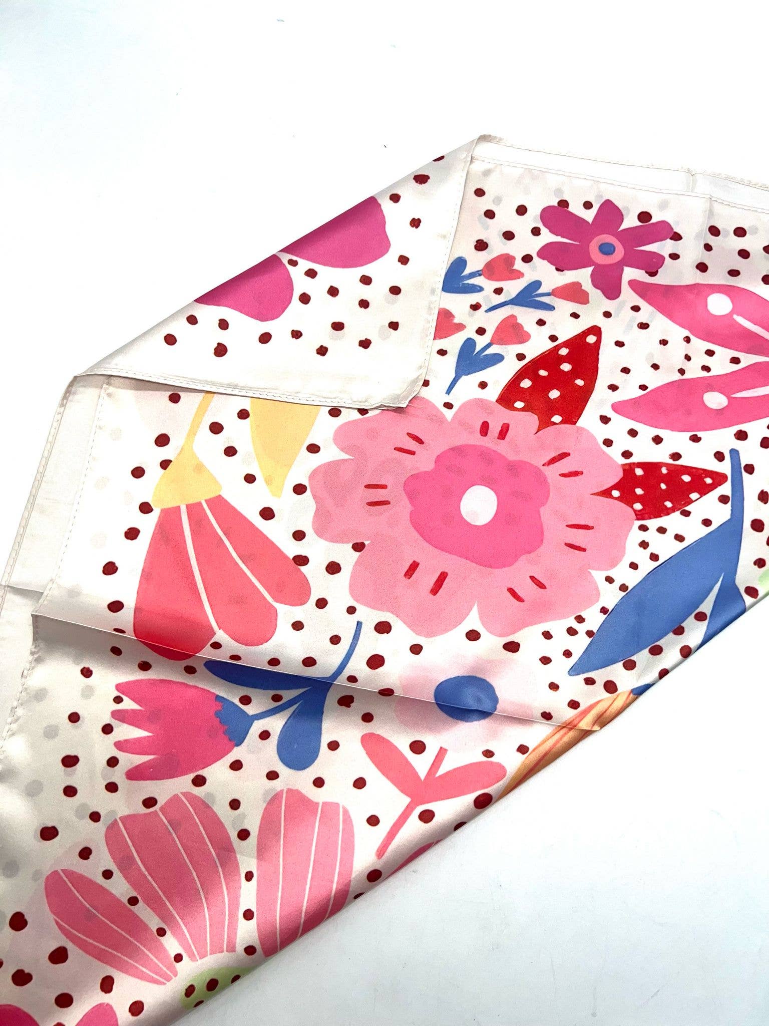 J-17 Foulard touche soie 70x70