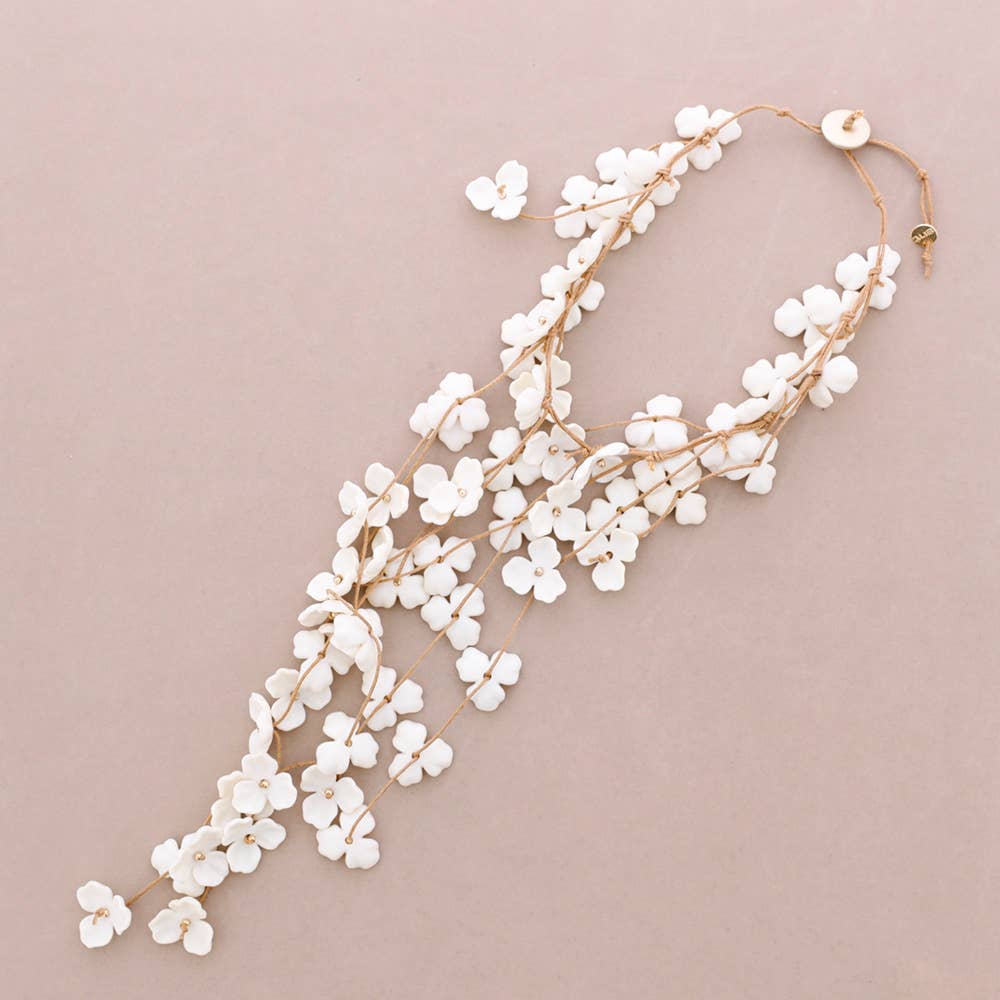 Collier ras-de-cou Franges Fleur Résine