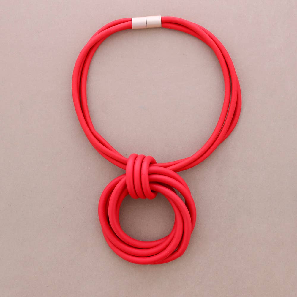 Collier ras-de-cou Aimant Pendentif Anneaux Caoutchouc (B)