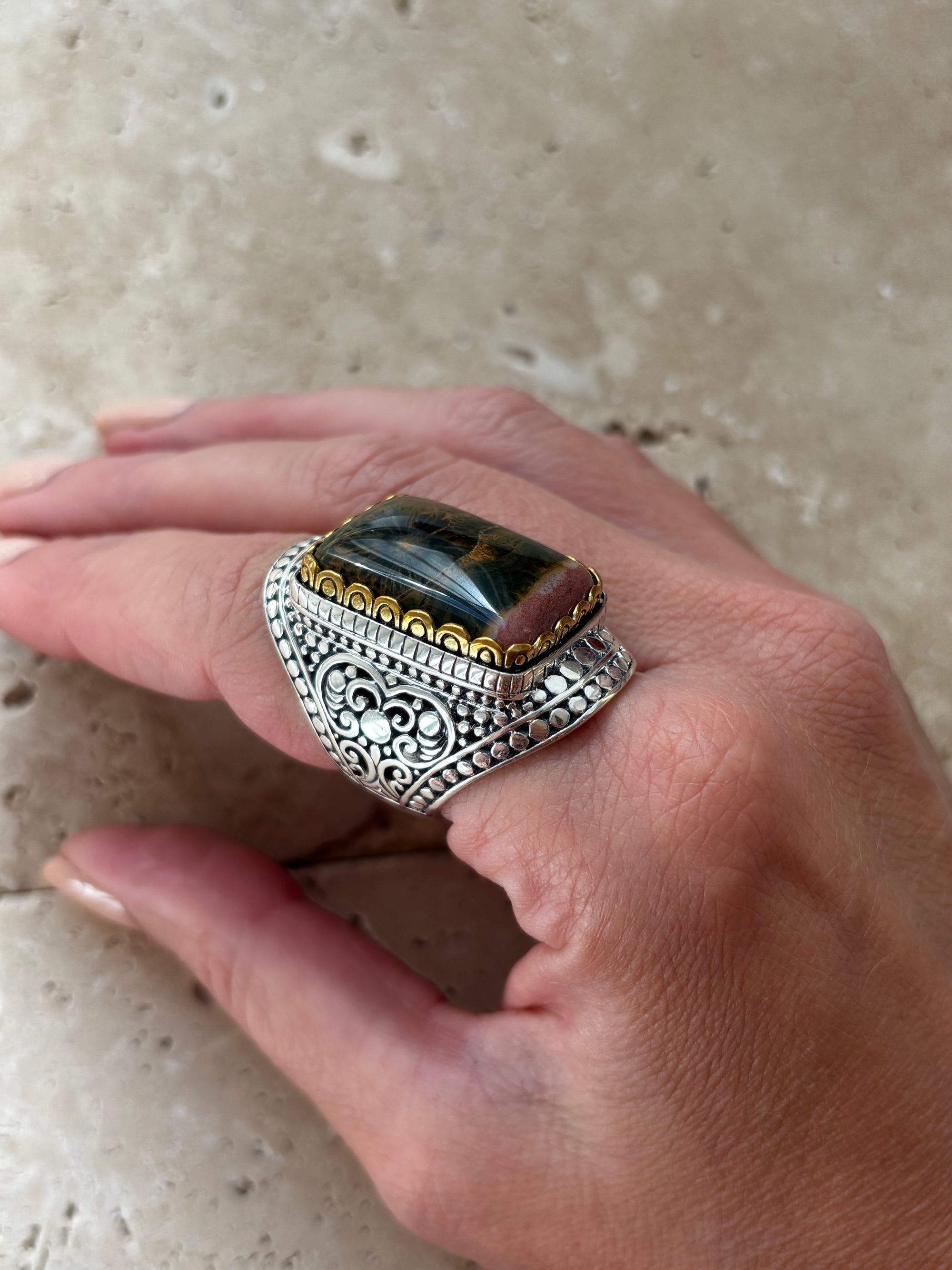 bague agathe laguna jalan