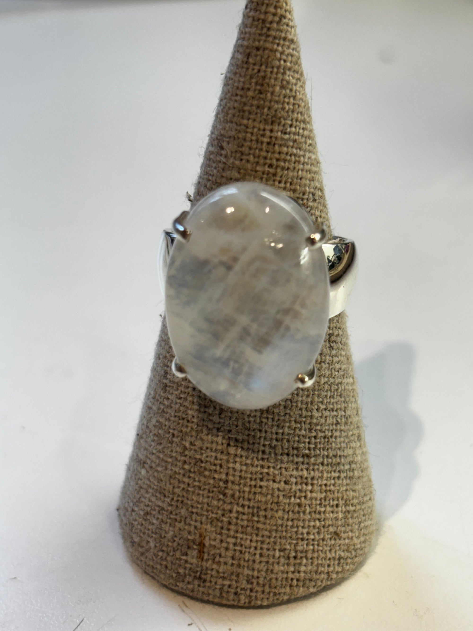 bague argent et pierre de lune