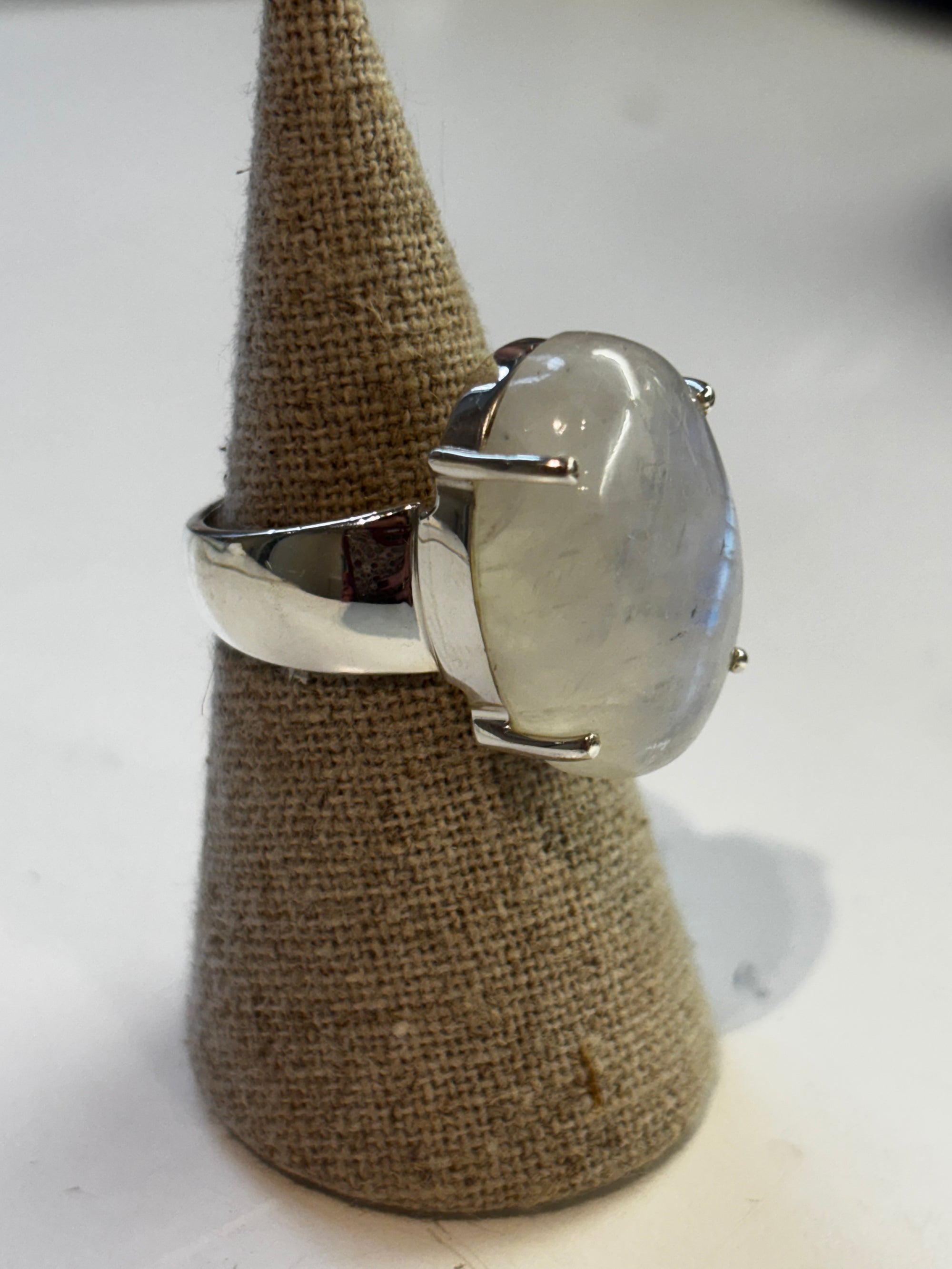 bague argent et pierre de lune