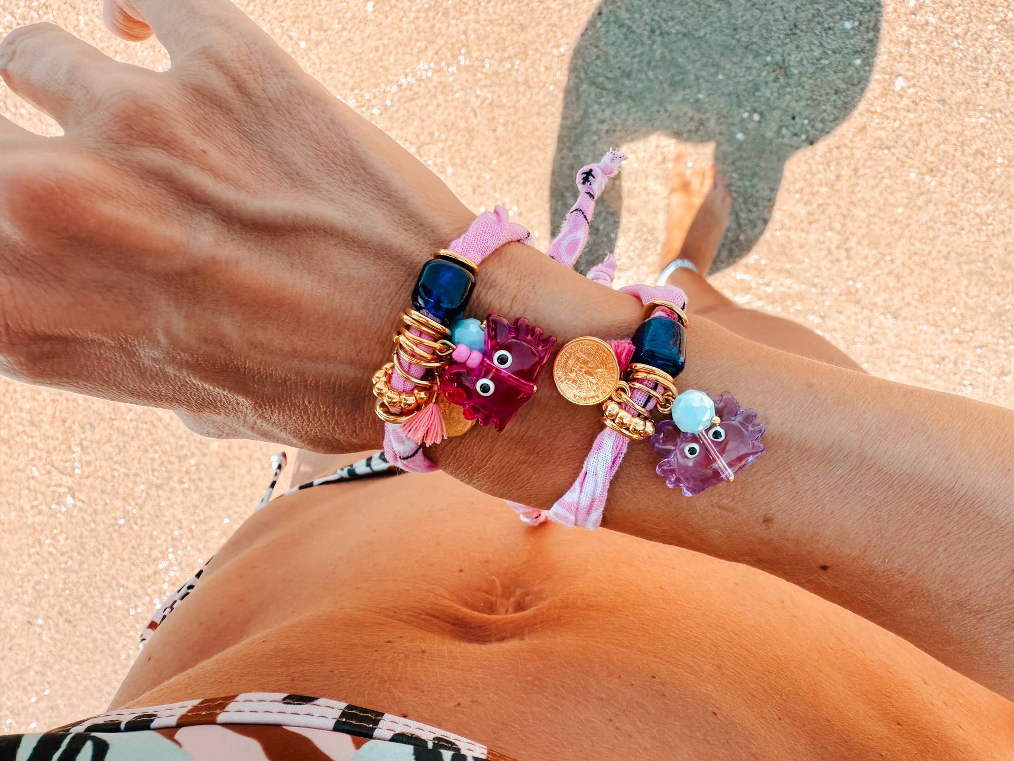 Bracelets Bandana Bohème Rose avec Breloques Crabe & Tortue Océan