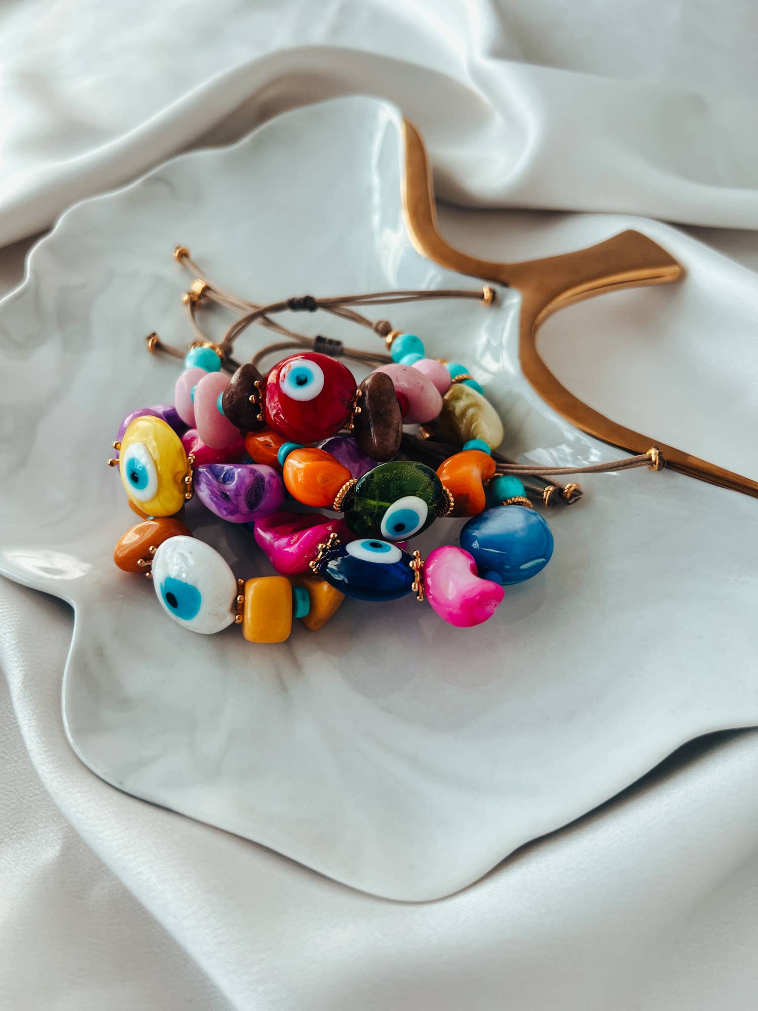 Bracelets d'été en perles œil en verre et coquillage colorés