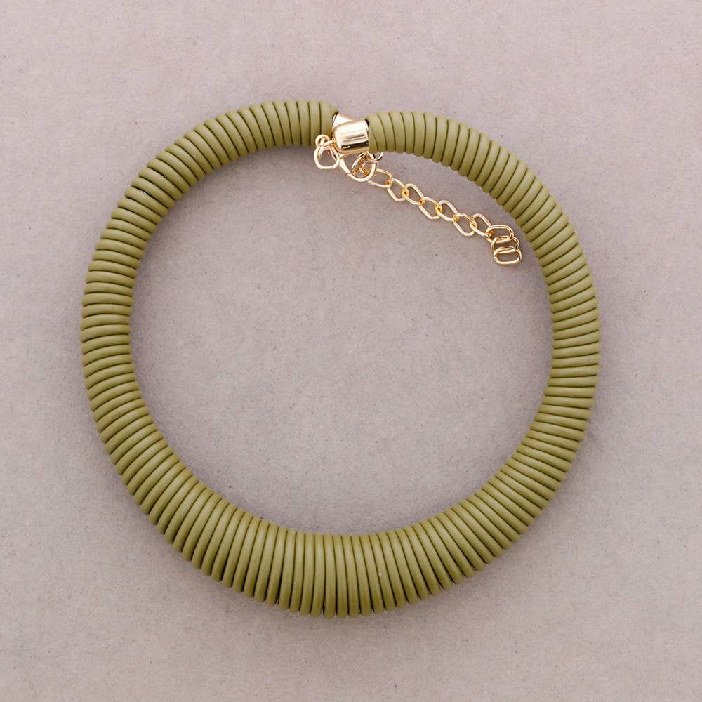 Collier en caoutchouc spirale