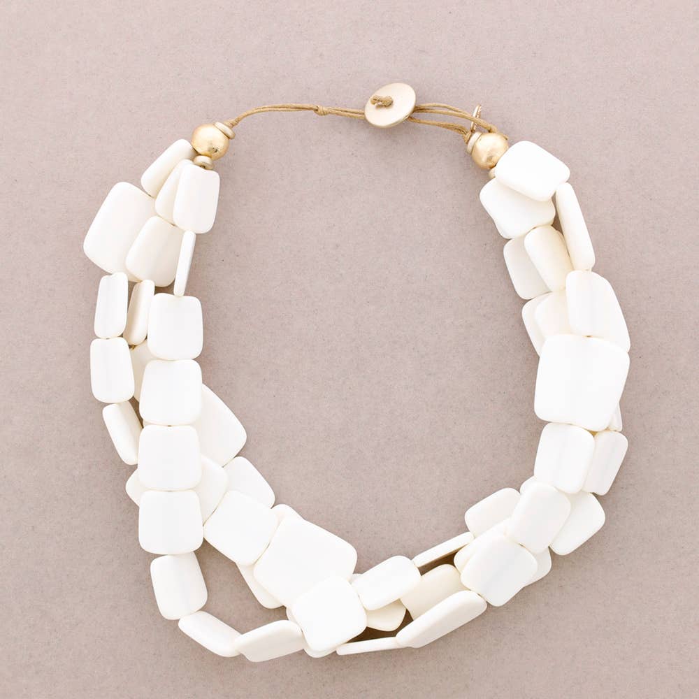 Collier 3 tours perles en résine